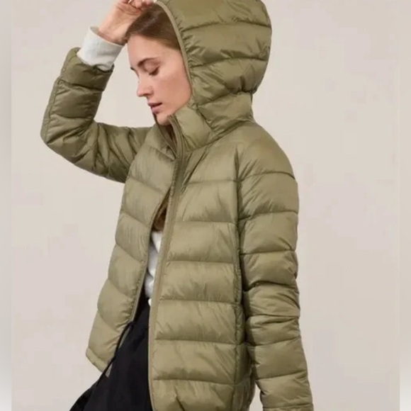 Athleta Jackets & Blazers - Aire Puffer Jacket color Olive Branch